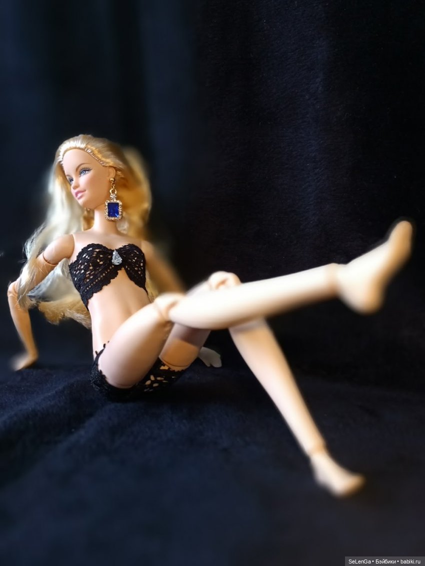 Barbie most collectible doll in a world 2007 на теле азиатки bmr! 16+ (фото 5)