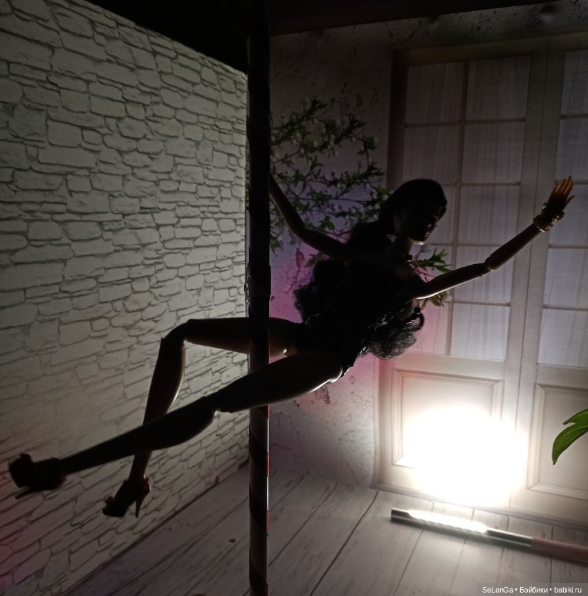 Танец на пилоне 18+, #kissmela body