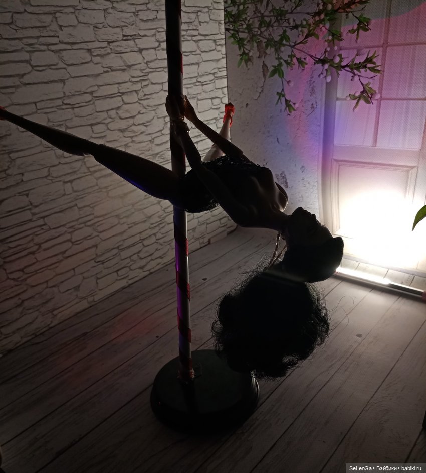 Танец на пилоне 18+, #kissmela body