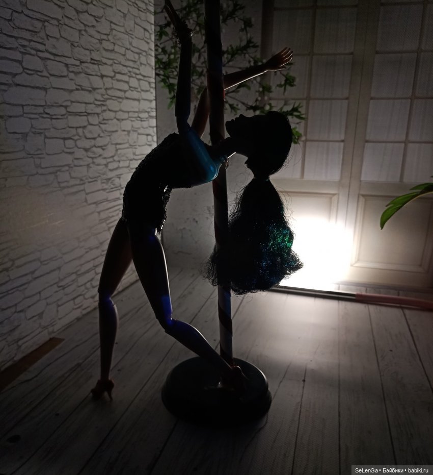 Танец на пилоне 18+, #kissmela body