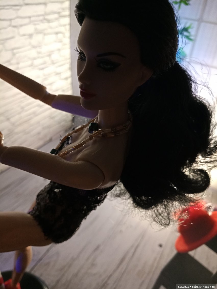 Танец на пилоне 18+, #kissmela body (фото 10)