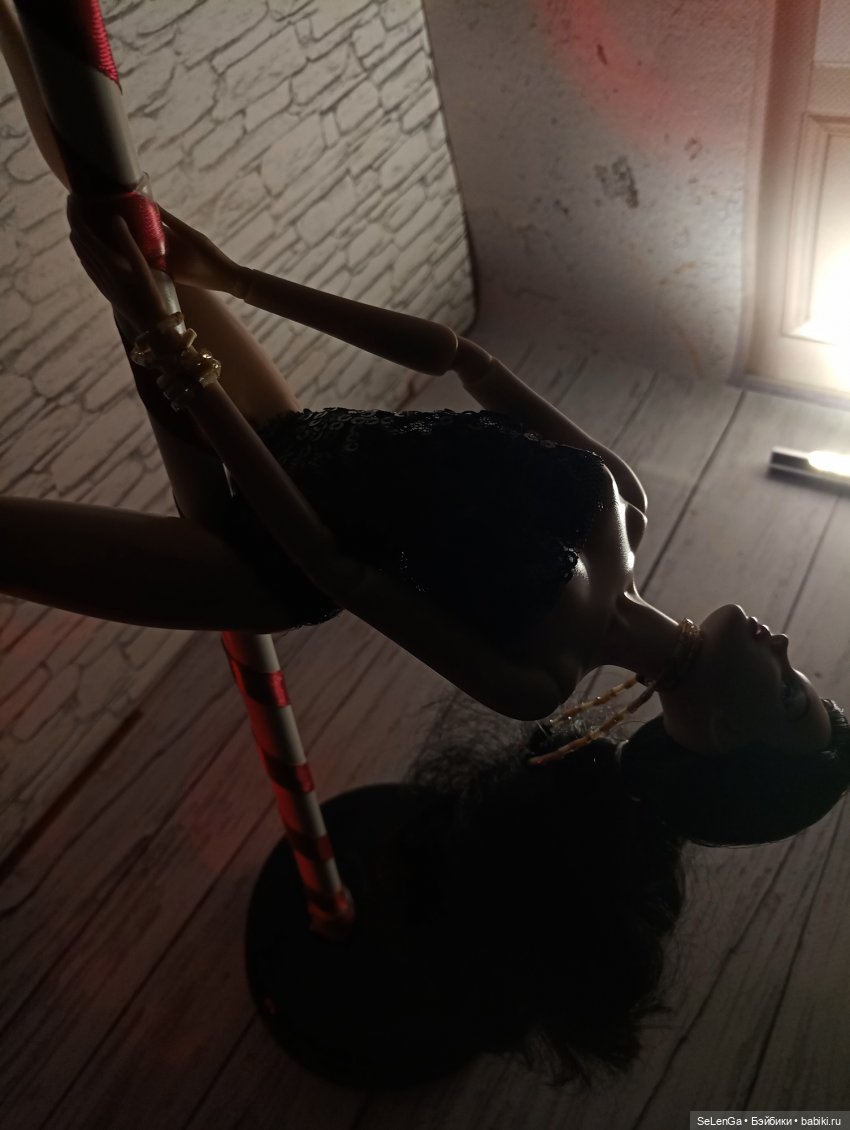 Танец на пилоне 18+, #kissmela body