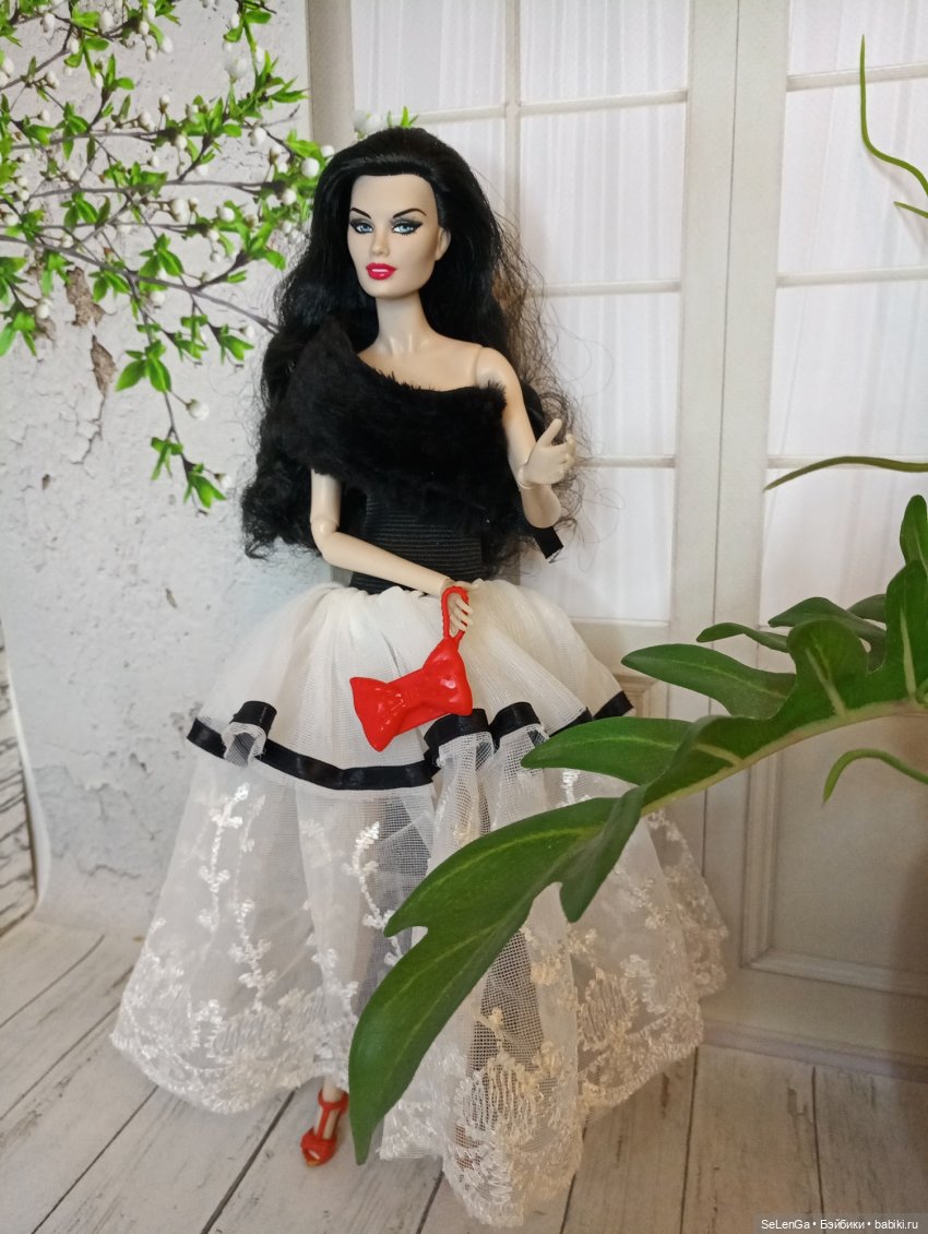 Танец на пилоне 18+, #kissmela body