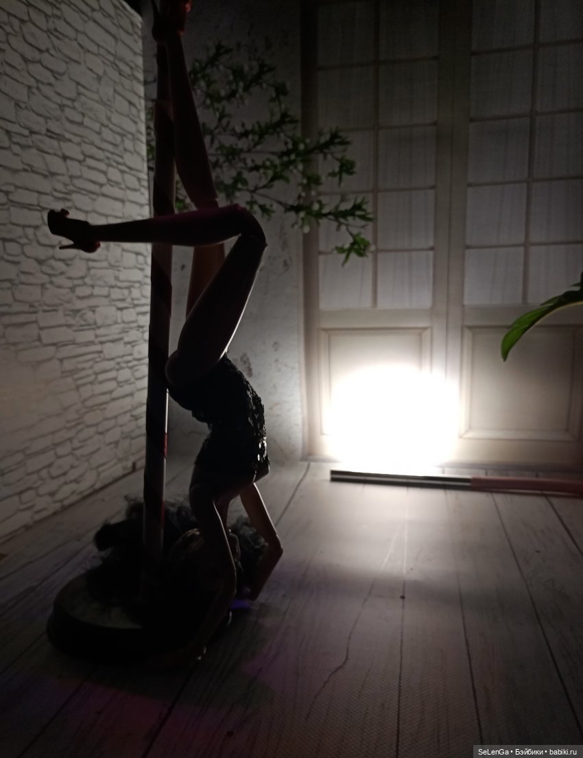 Танец на пилоне 18+, #kissmela body