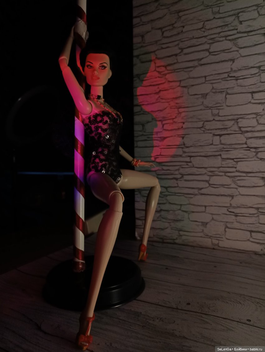 Танец на пилоне 18+, #kissmela body