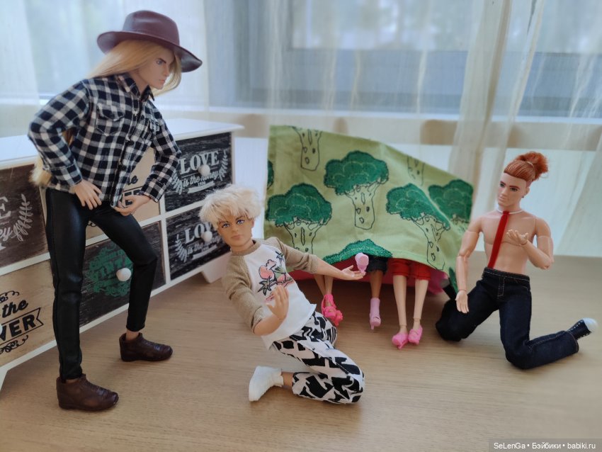 Где моя девушка — Куклы Barbie (Барби): Looks (фото 9)