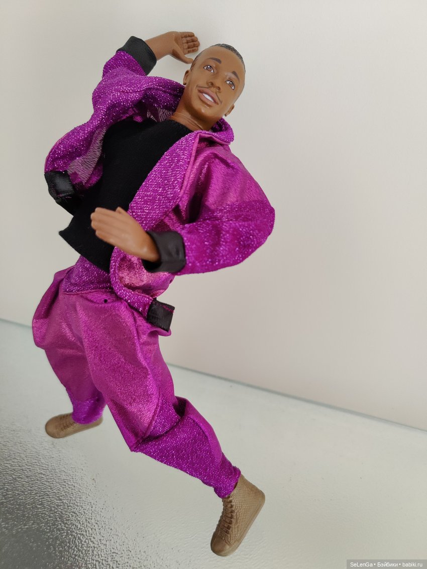 Мой новенький - Майк Хаммер, рэпер и диджей (фото 9)