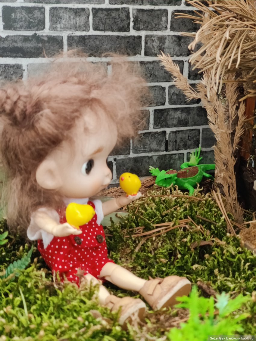 Как Варенька к Пасхе яички собирала