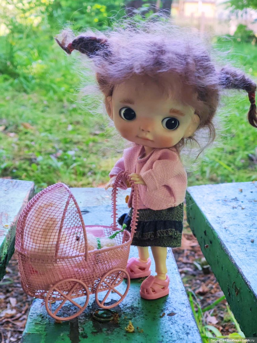 Как Варенька к Пасхе яички собирала