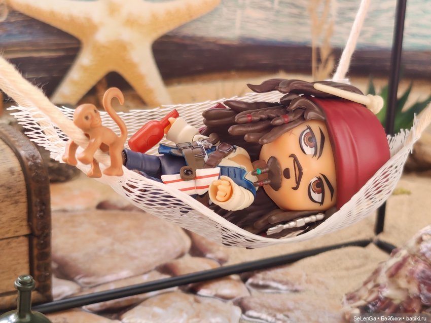 Джек Воробей. На далёких берегах