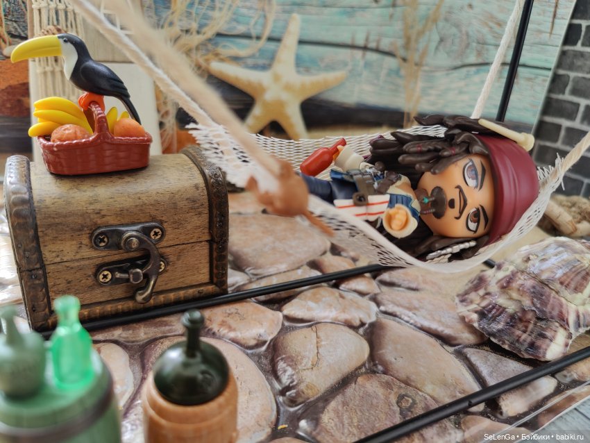 Джек Воробей. На далёких берегах