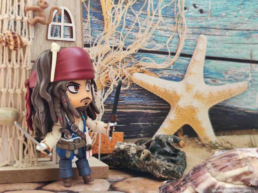 Джек Воробей. На далёких берегах