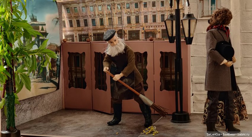 Закулисье АвгустФеста. Аптека, улица, фонарь к сцене из "Мастера и Маргариты"