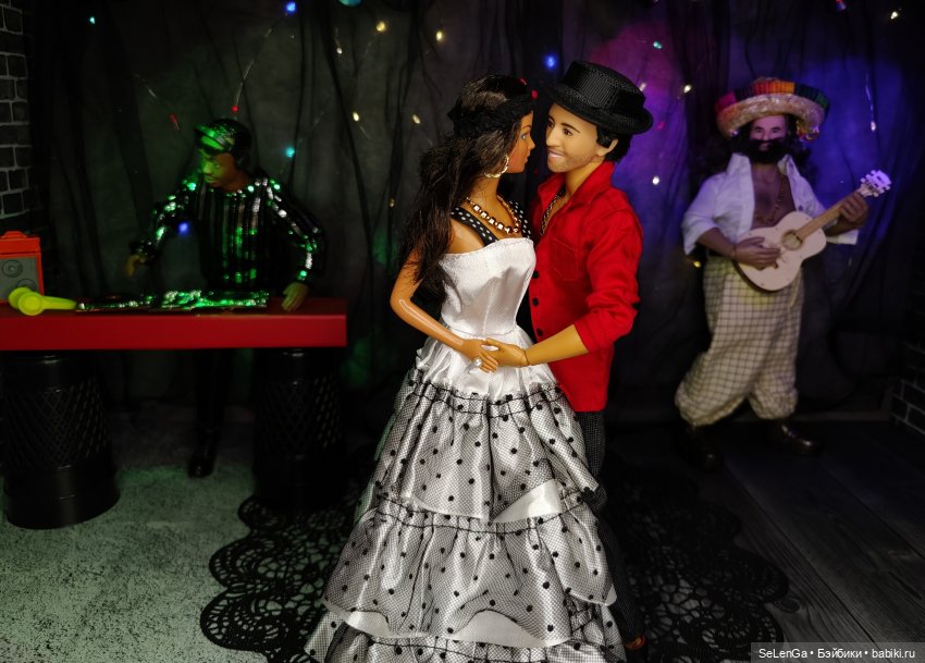 #Музыкальный фестиваль. Группа ALMA GITANE с песней BAMBOLEO