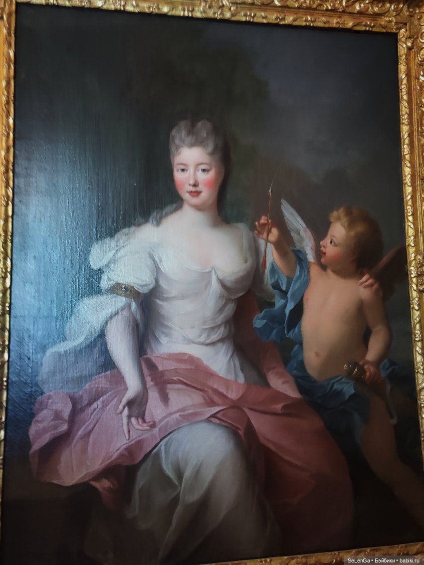 Нимфенбург: коллекция фарфоровых фигурок и музей карет