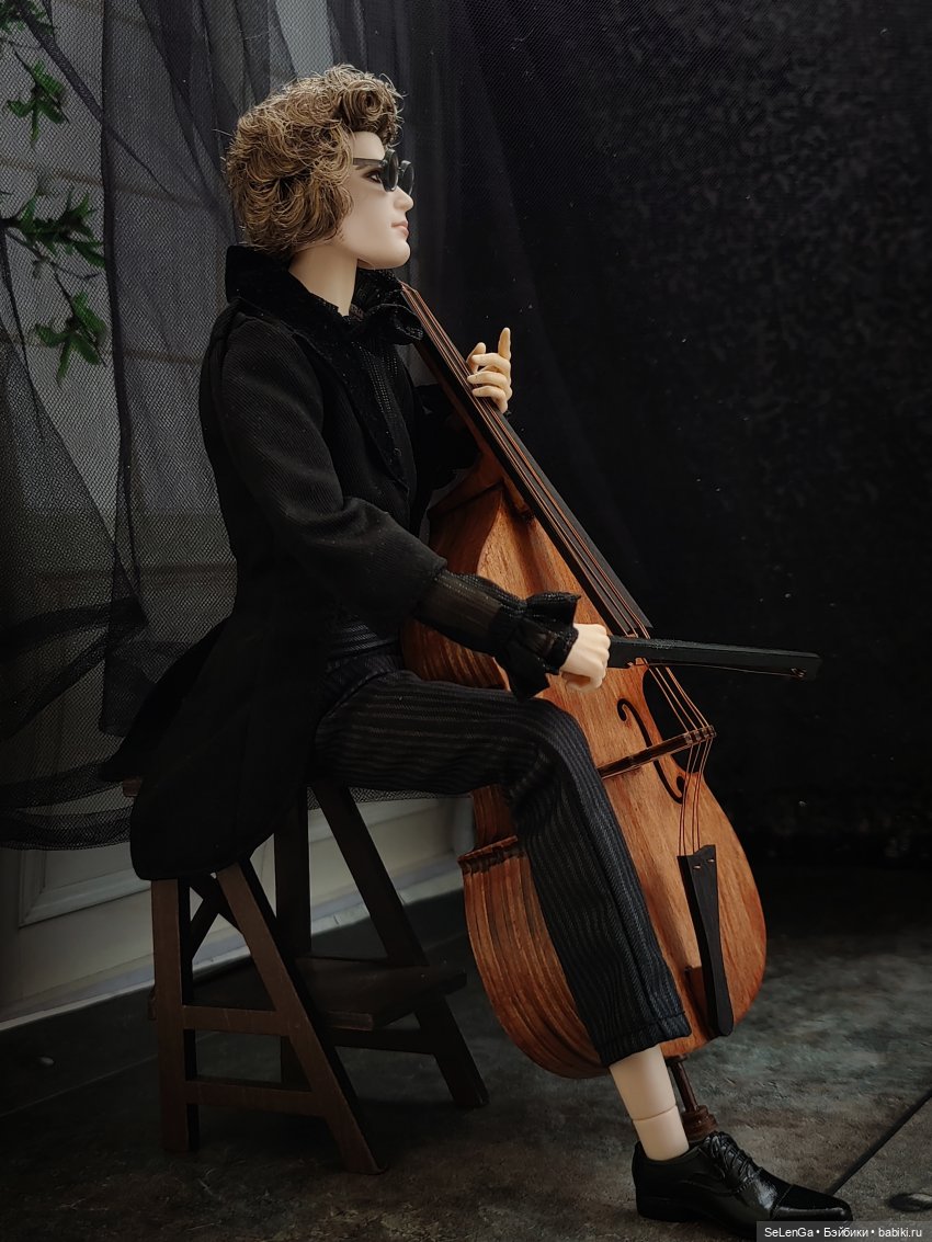 Слепой музыкант — Куклы Barbie (Барби): Looks (фото 4)