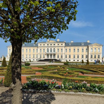 Прогулка по Рундальскому дворцу и парку