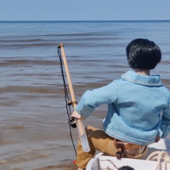 Дамиано рыбачит