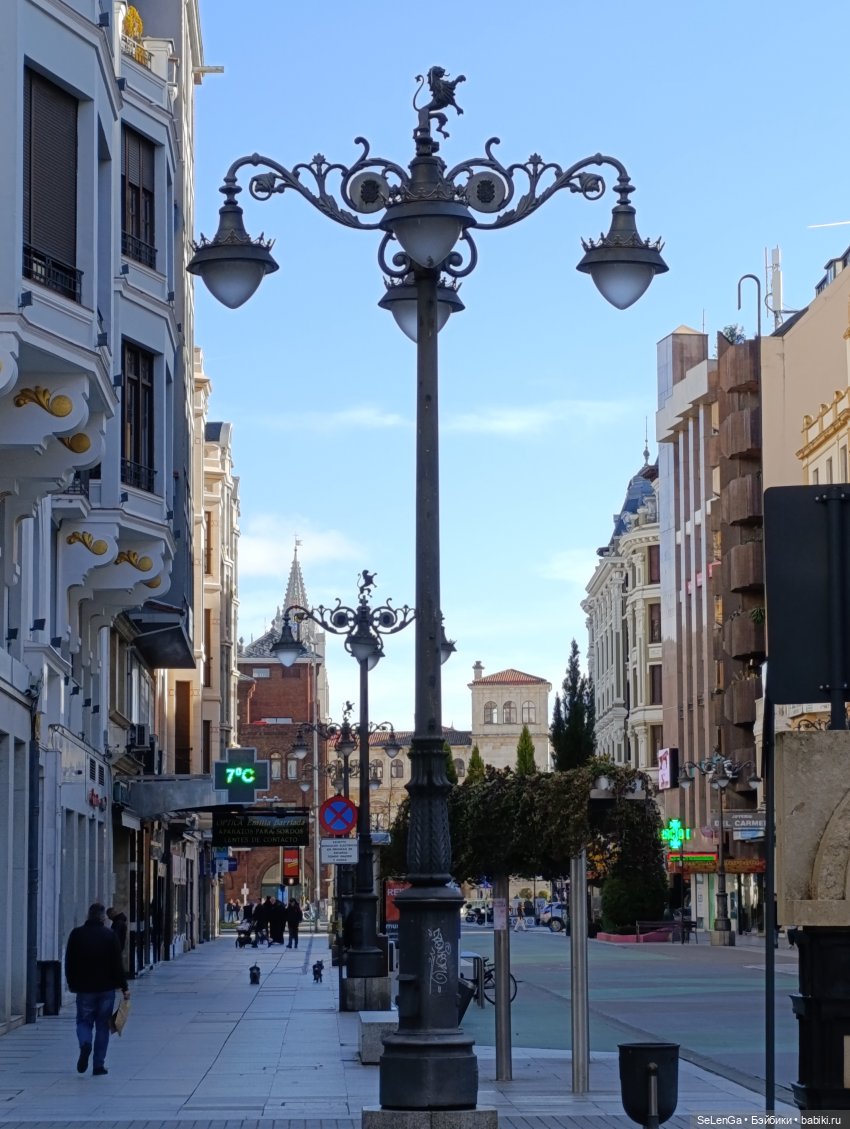 Г. Леон, Леонский собор и Базилика Сан-Исидоро #Испания (фото 2)