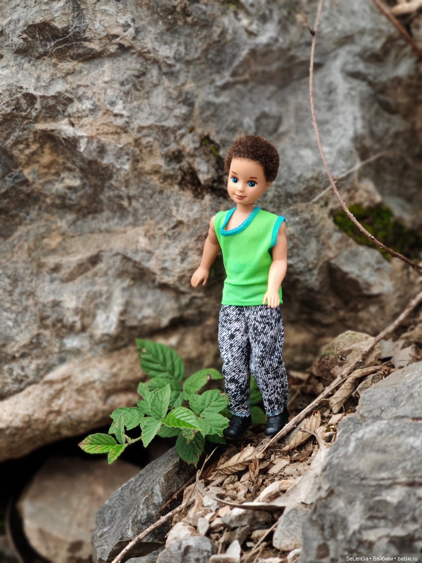 А что ваши куклы делают этим летом