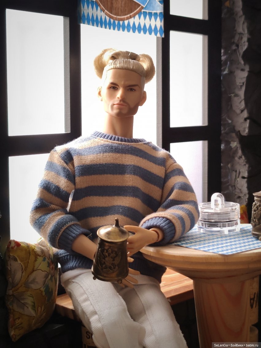 10 парней Интегрити на празднике Октоберфеста