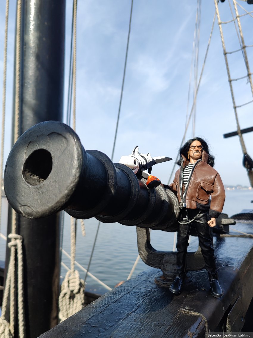 Морской волчара, пират и головорез, капитан Денни де Трахо (фото 5)