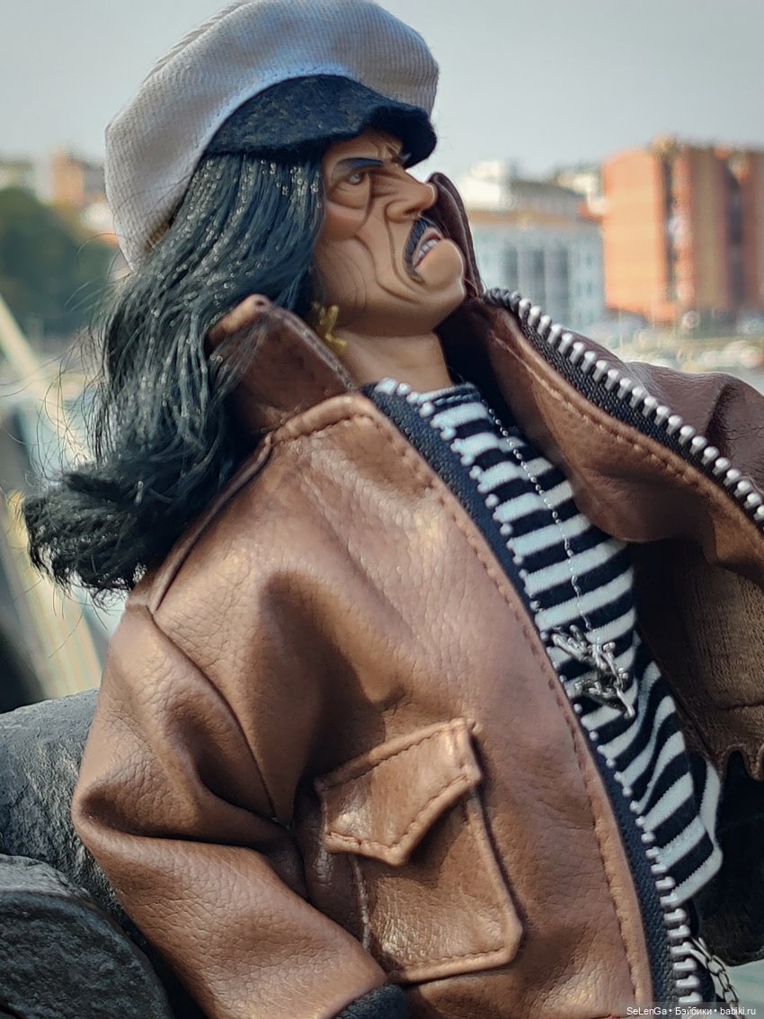 Морской волчара, пират и головорез, капитан Денни де Трахо