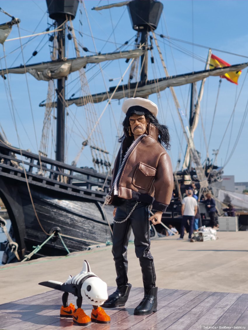 Морской волчара, пират и головорез, капитан Денни де Трахо