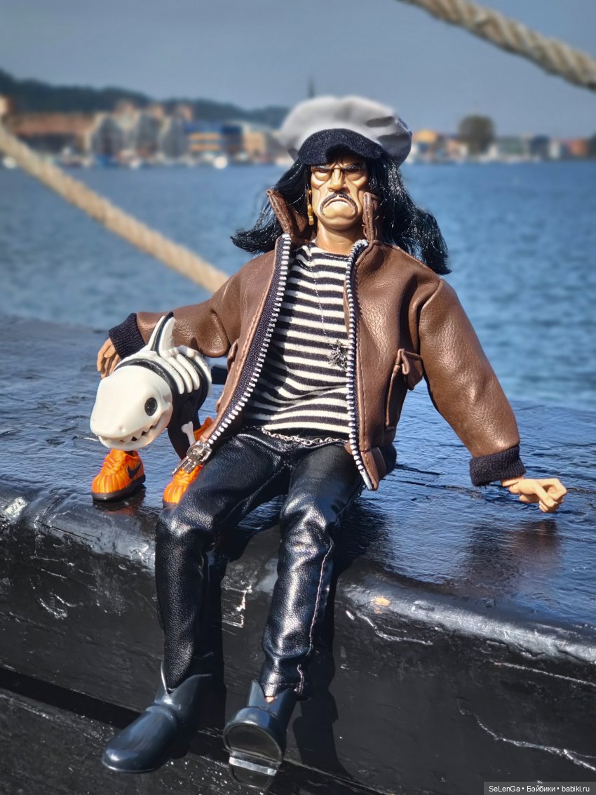 Морской волчара, пират и головорез, капитан Денни де Трахо (фото 3)