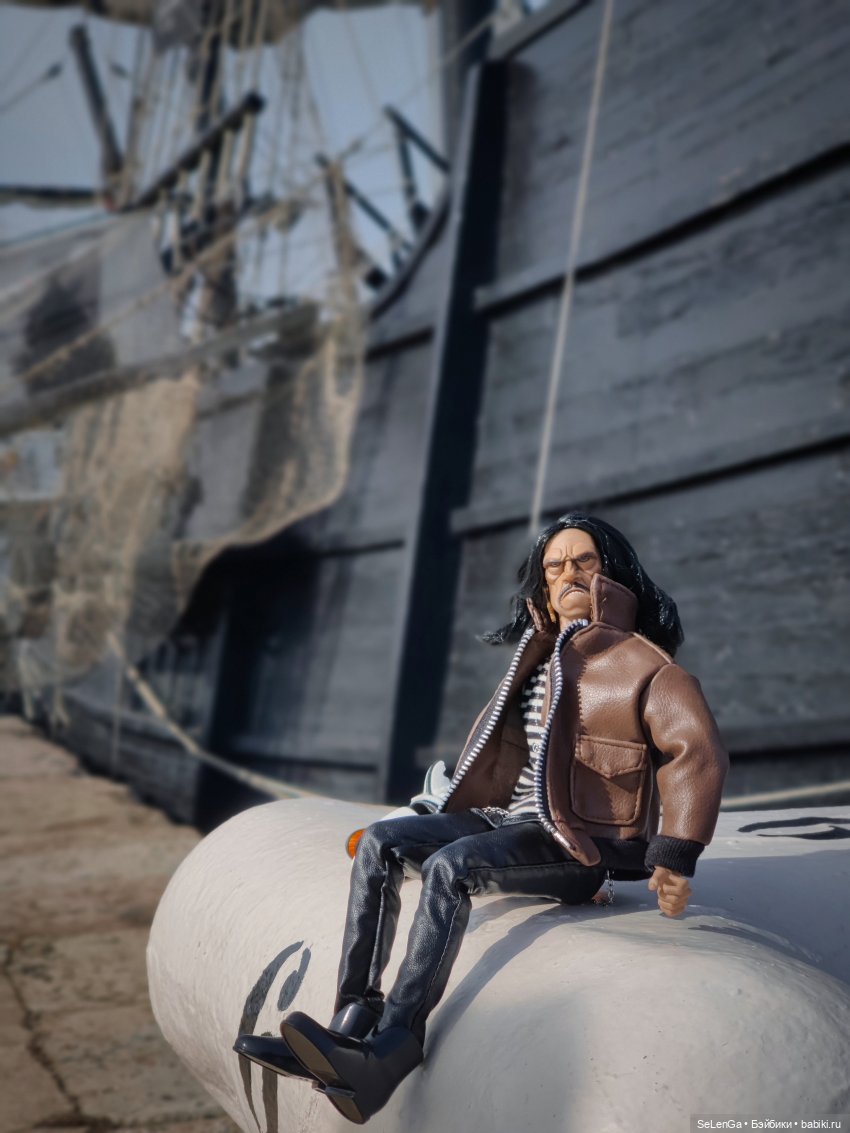 Морской волчара, пират и головорез, капитан Денни де Трахо (фото 2)