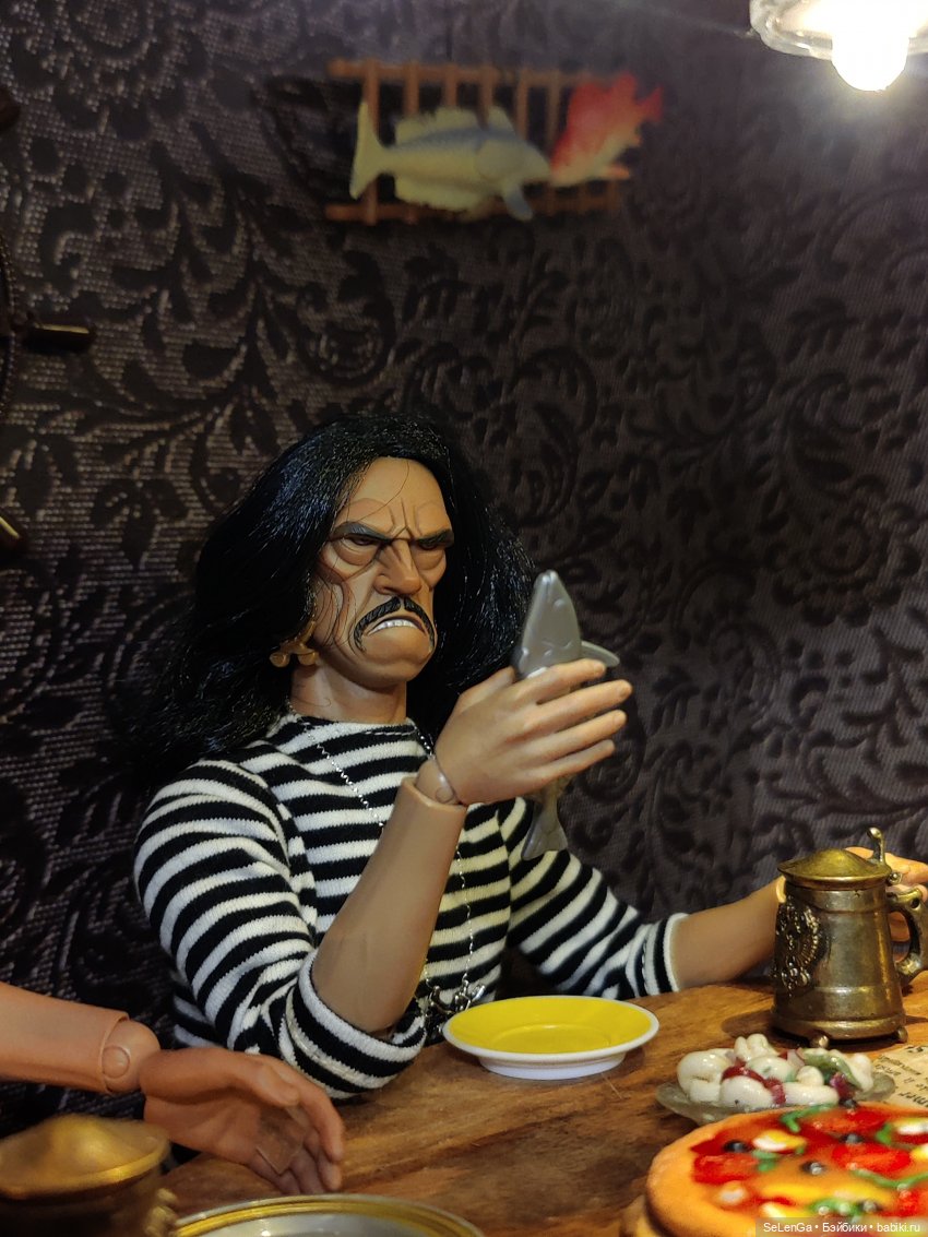 Субботний вечер в пабе "Берег Краба"