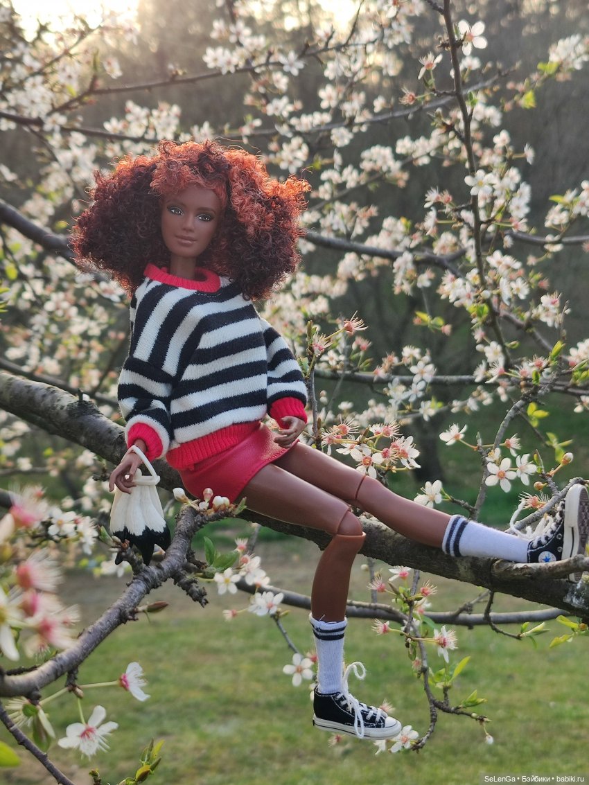 Цветочки vs Граффити — Куклы Barbie (Барби): Looks (фото 2)