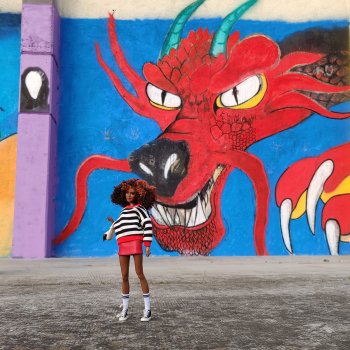 Цветочки vs Граффити