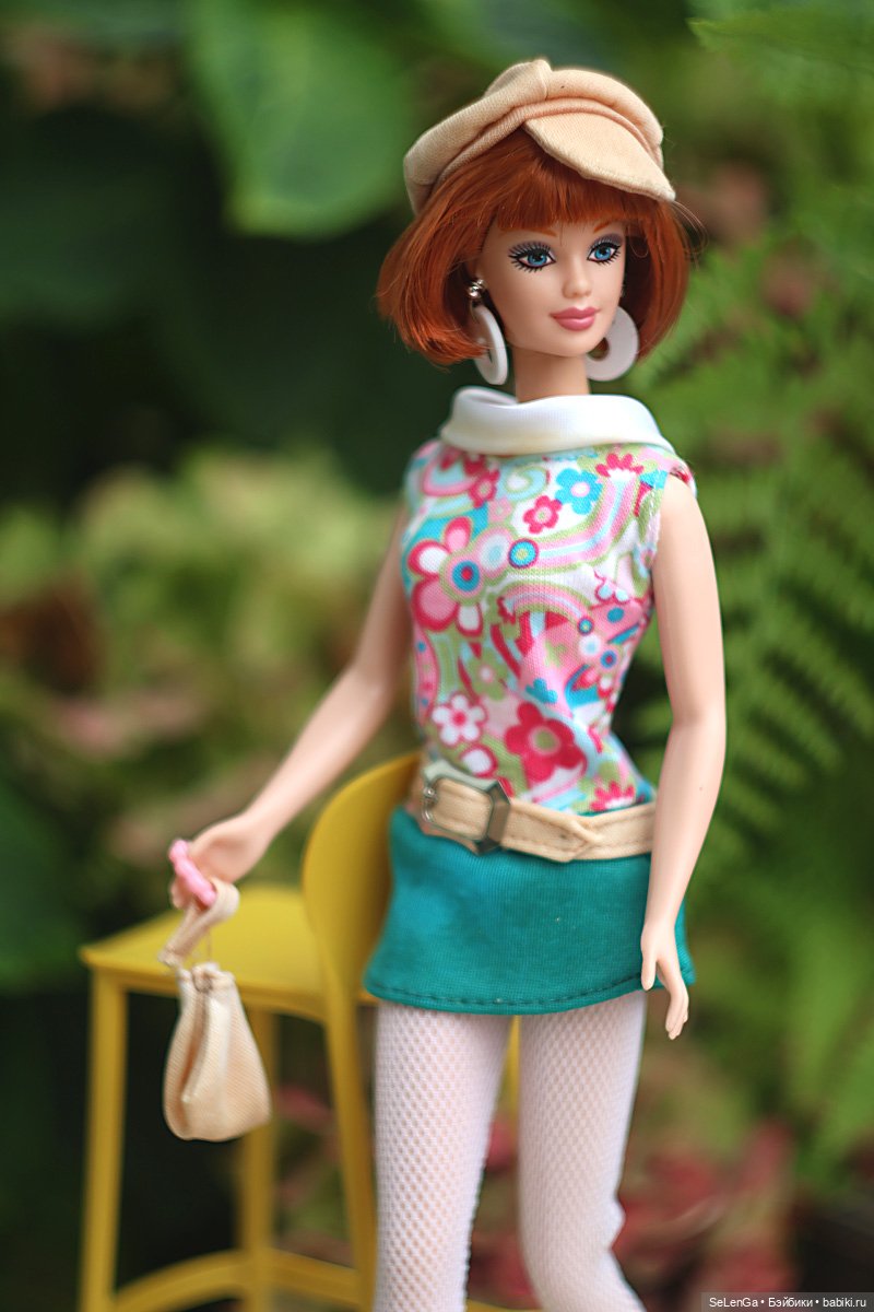 Барби в розовой шубке #Barbie Groovy 60-s (фото 5)
