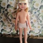 Маника Паола Рейна платиновая блондинка с челкой