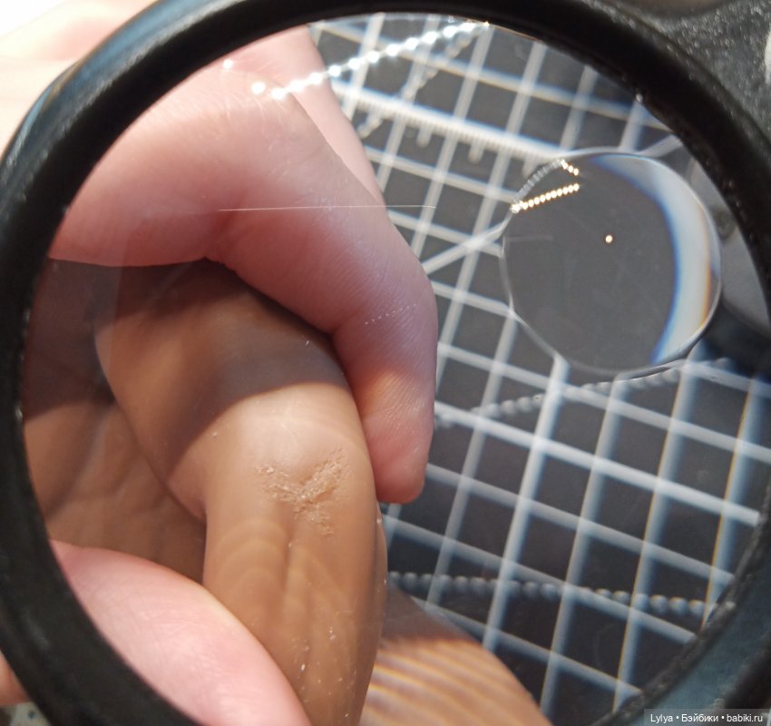 Эксперемент над телом Phicen m33. Склеиваем разрывы силикона (фото 6)