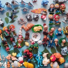 Фигурки Kinder surprise ( Киндер сюрприз) и миниатюры
