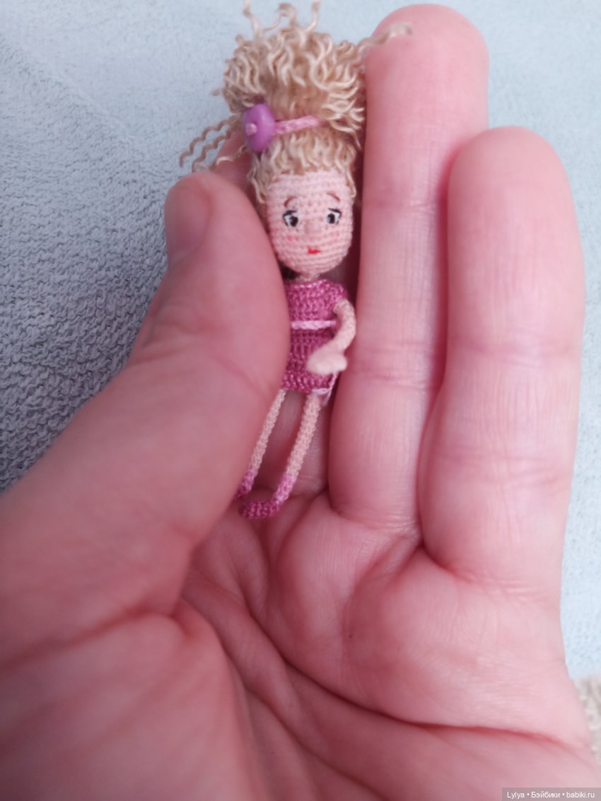 Вот такая крошечка-макарошечка связалась и уехала домой🤭