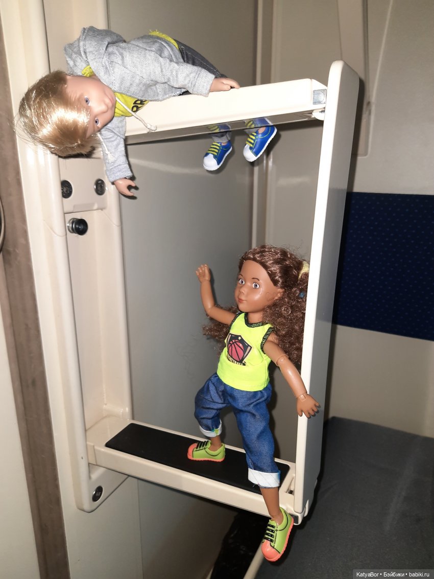 Крузелинги и тарарам в двухэтажном поезде (фото 4)