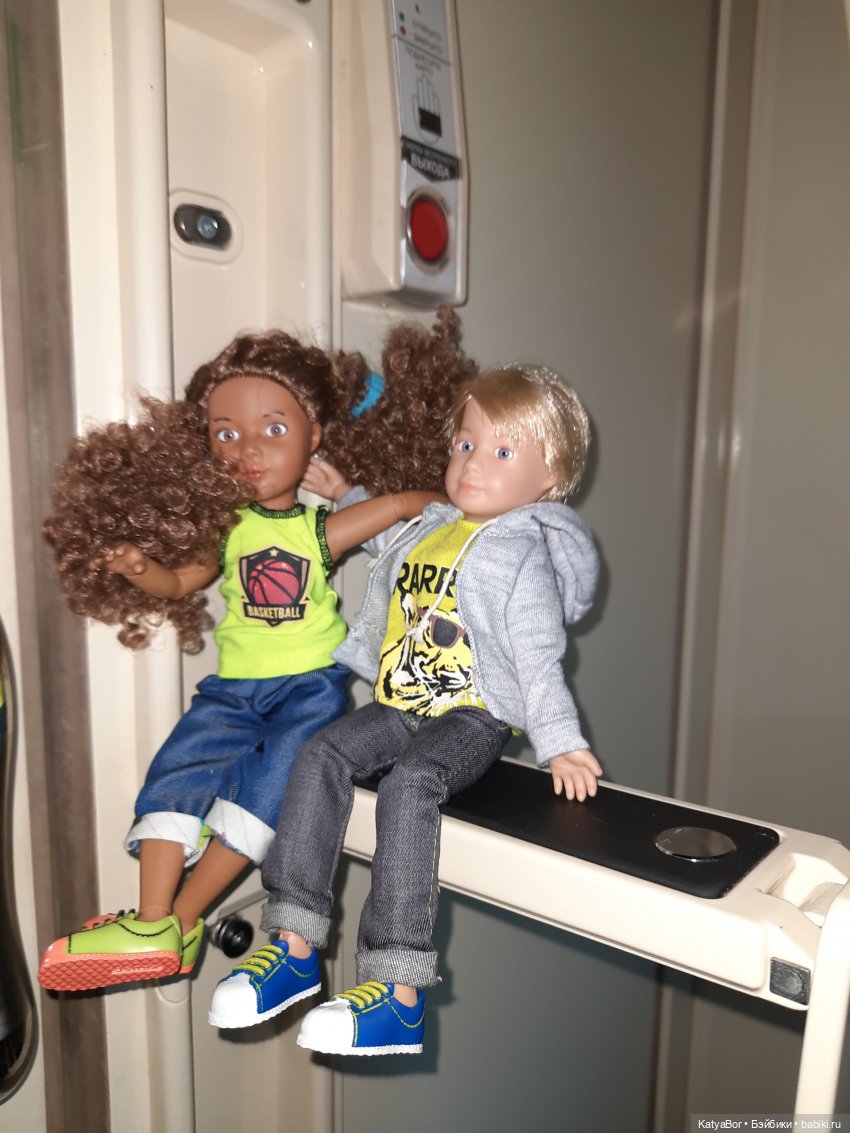 Крузелинги и тарарам в двухэтажном поезде (фото 5)