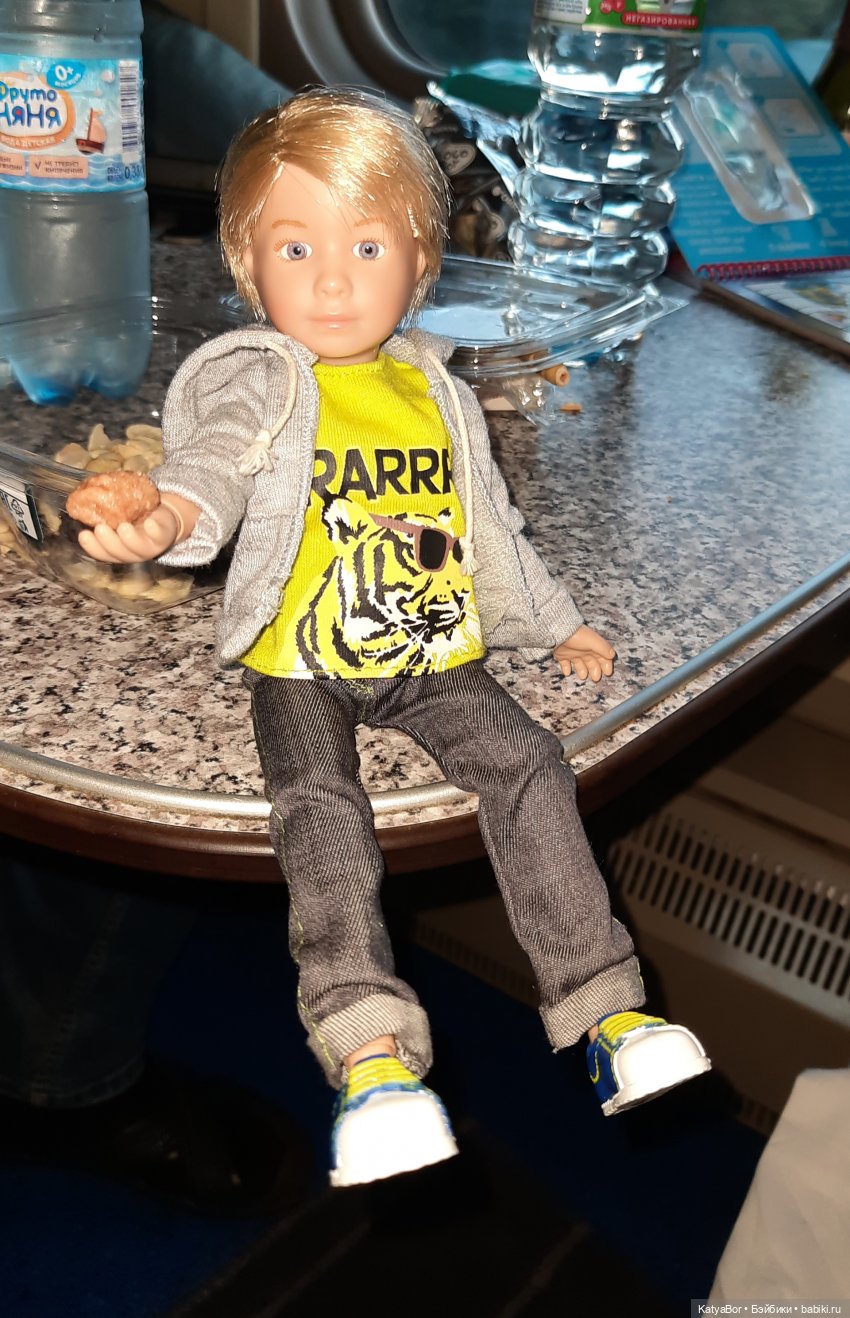 Крузелинги и тарарам в двухэтажном поезде (фото 6)