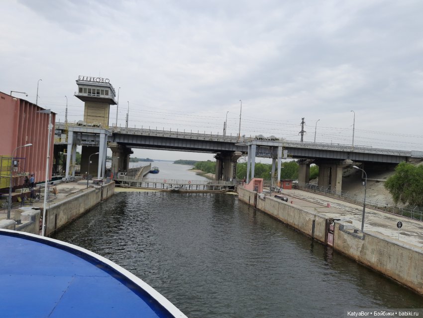 Семь футов под килем, Крузелинги