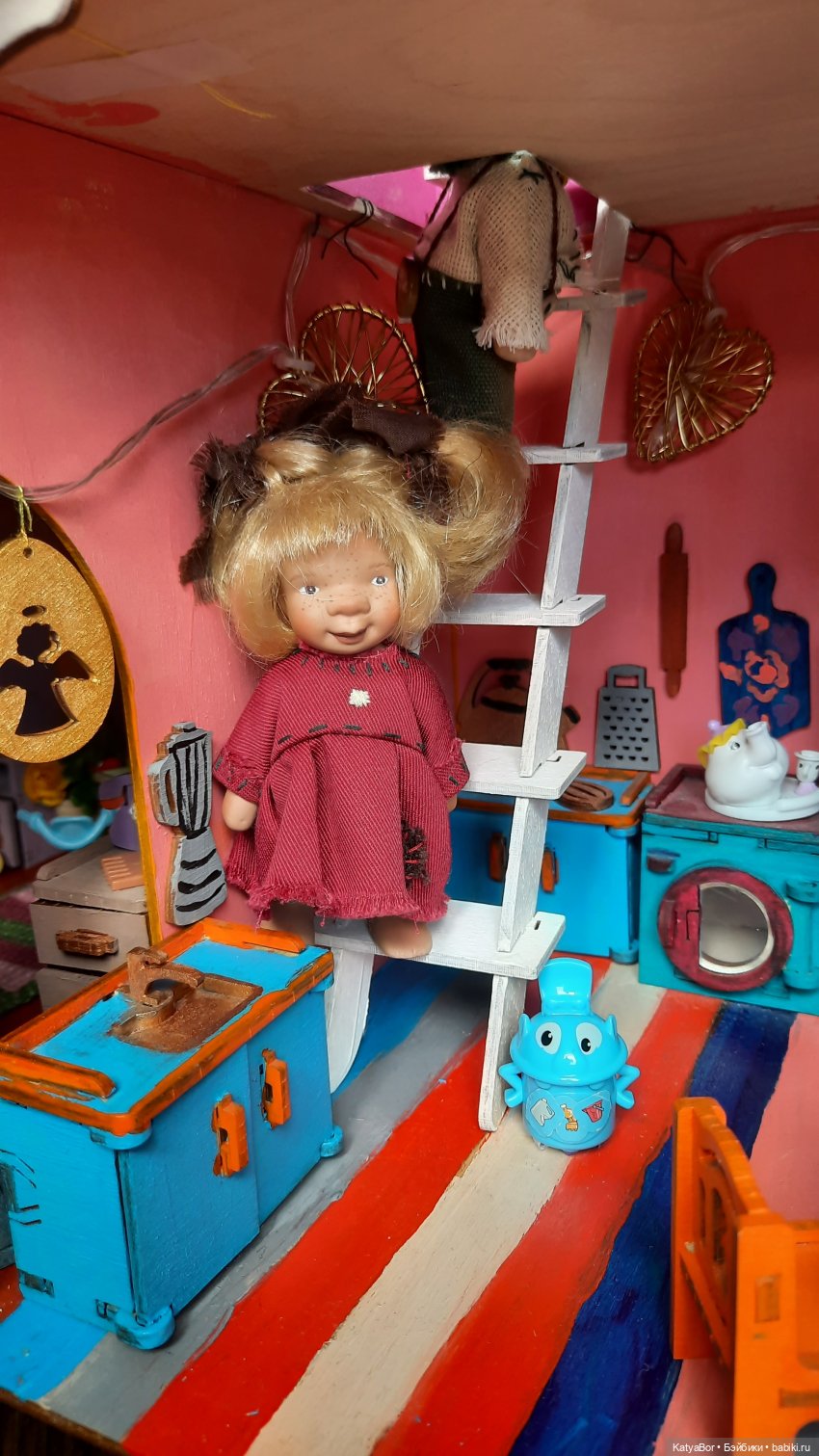 Наш кукольный домик готов