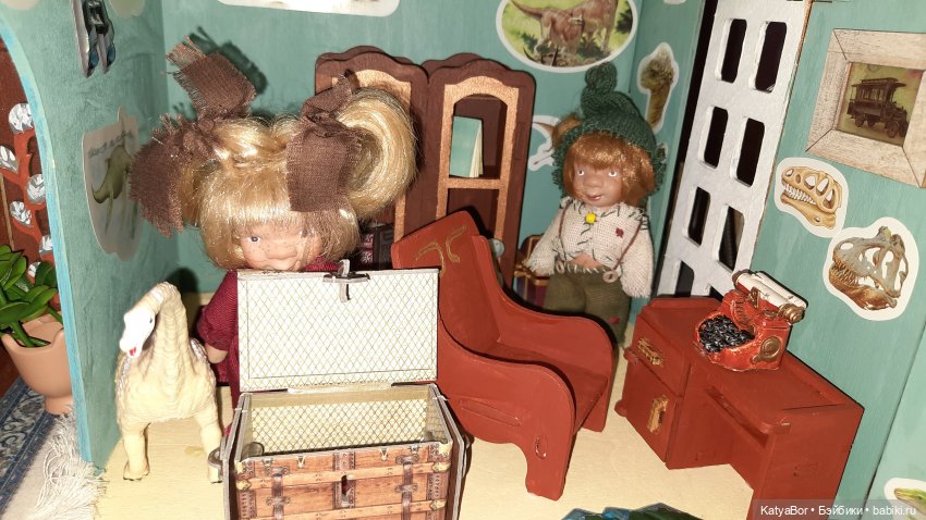 Тролли в кукольном домике (продолжение)