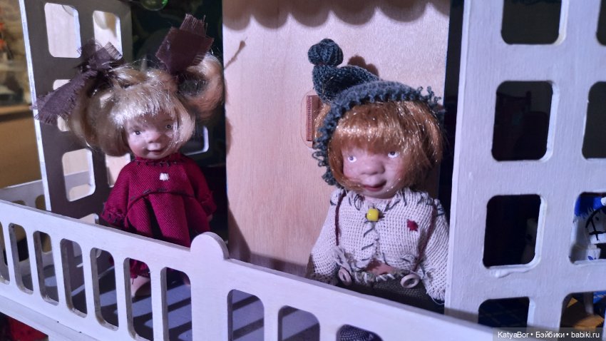 Тролли в кукольном домике (продолжение)