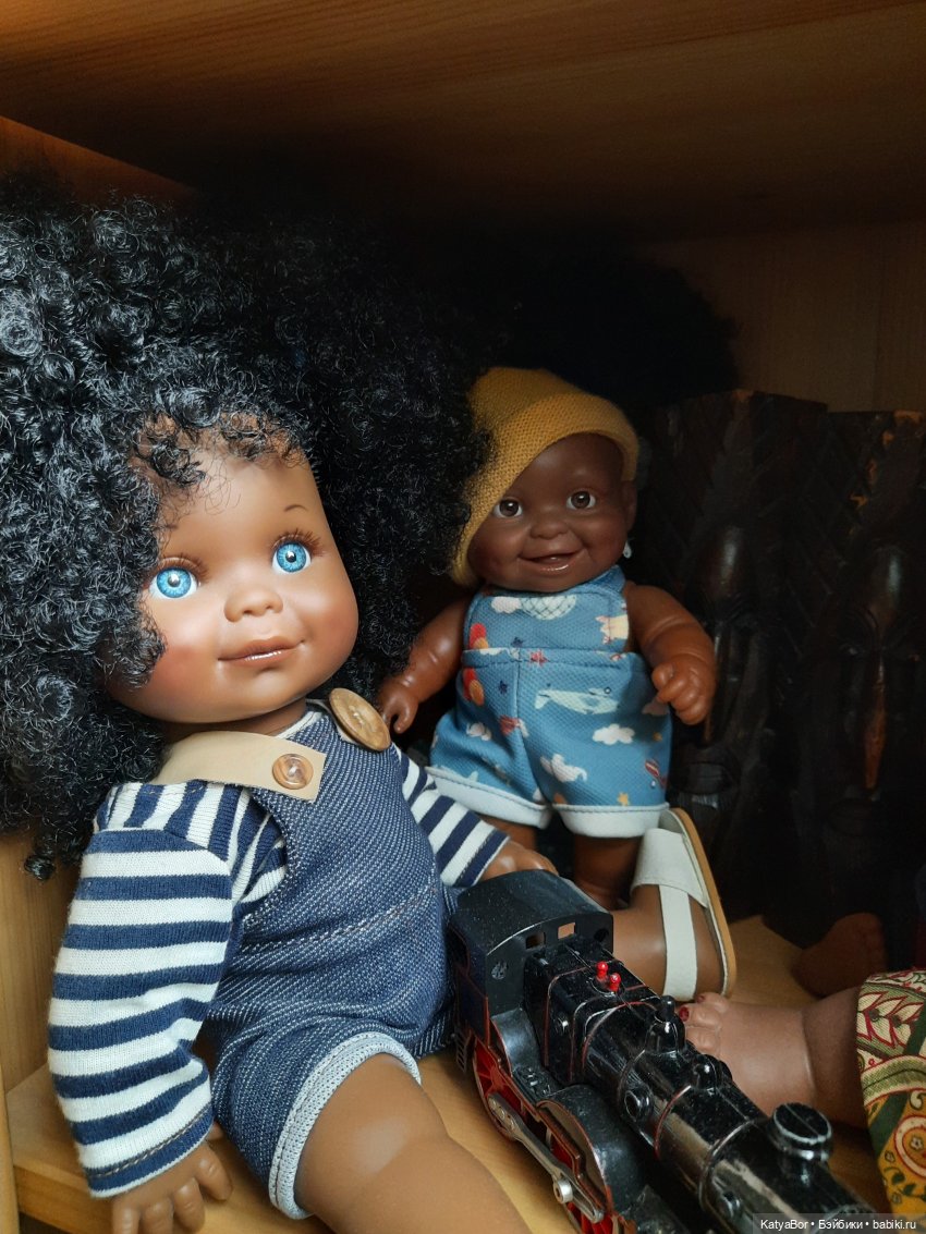 60 топик. Пора, что ли, шкаф показать