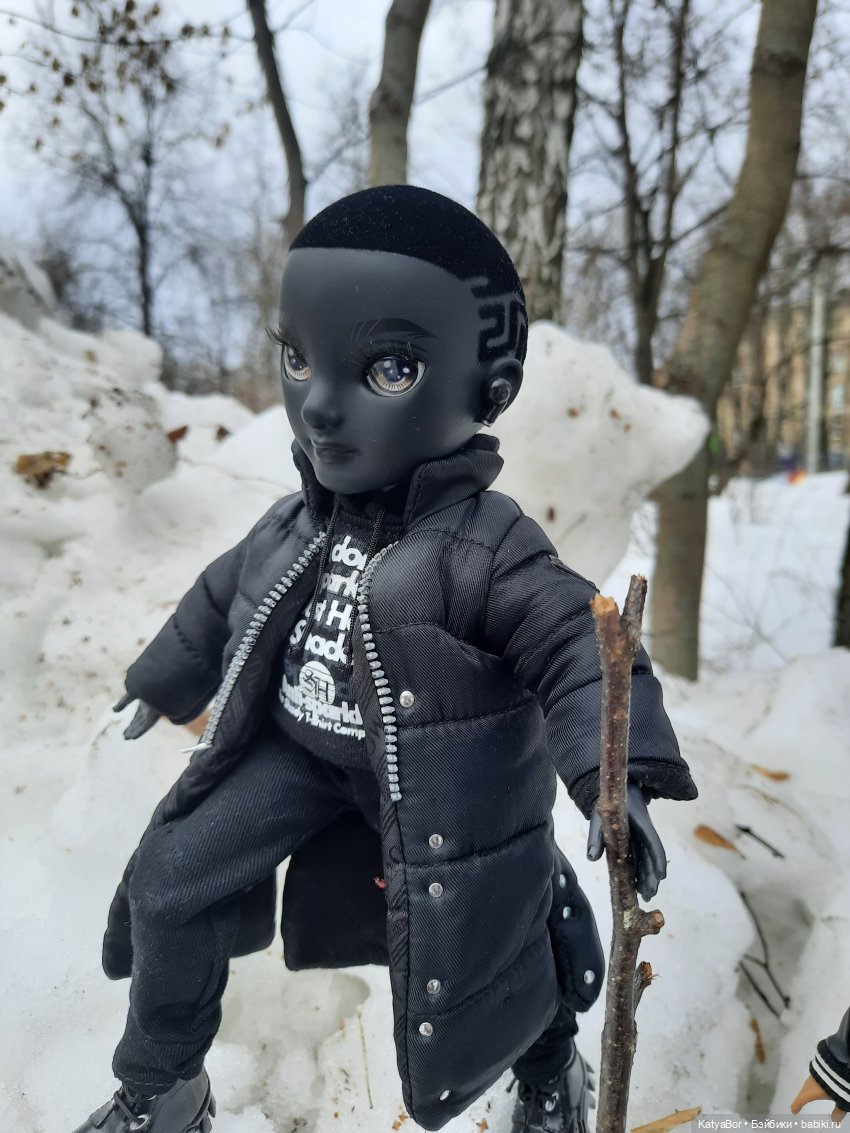 "Здравствуй, племя младое, незнакомое!"