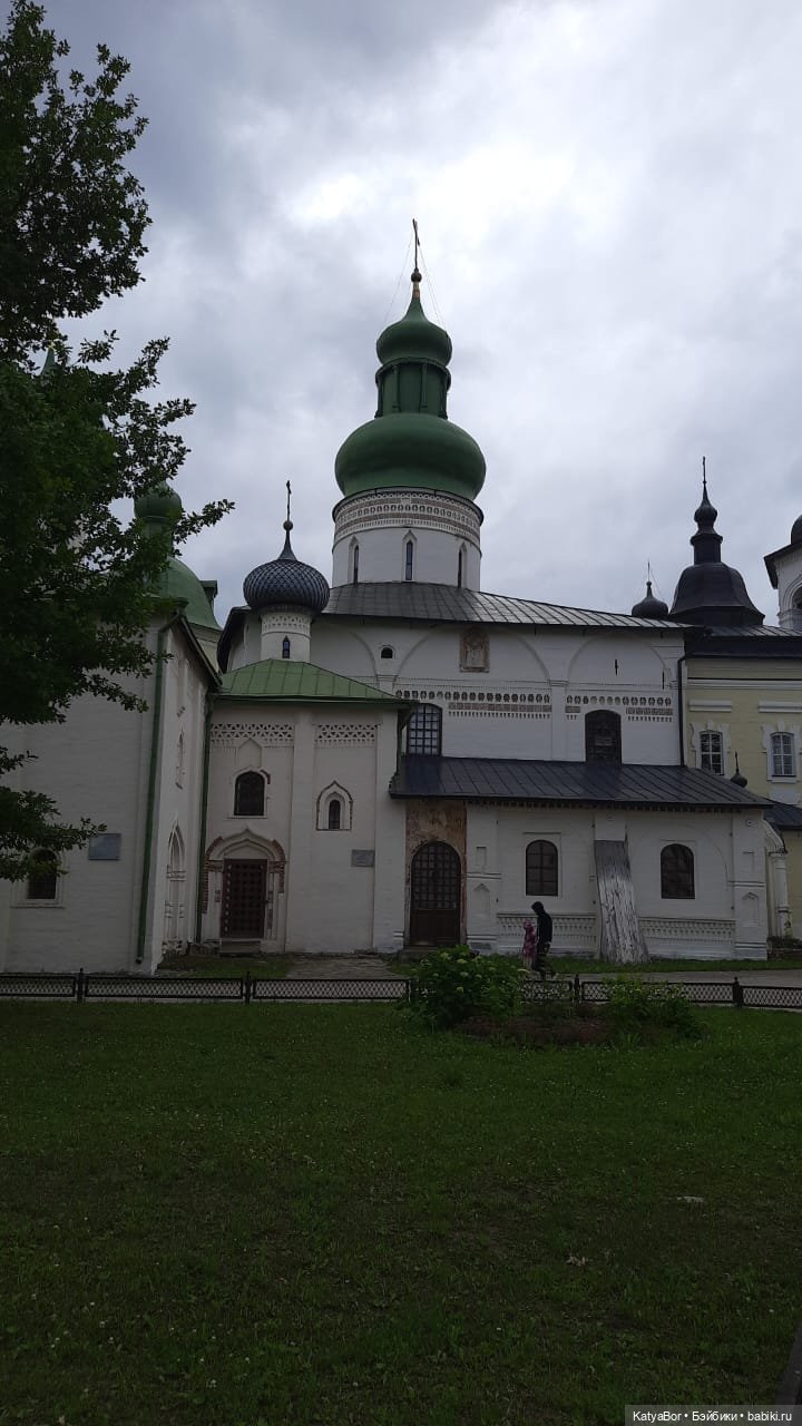 Путевые заметки с борта теплохода о путешествии с детьми и куклами. Кирилло-Белозерский монастырь. Вологодская область. День