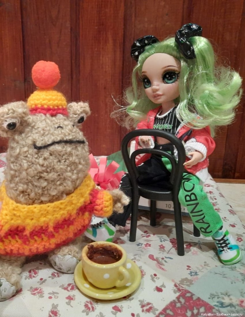 Лягушонок-путешественник Кваша гуляет