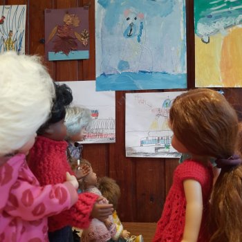 Вернисаж для кукол